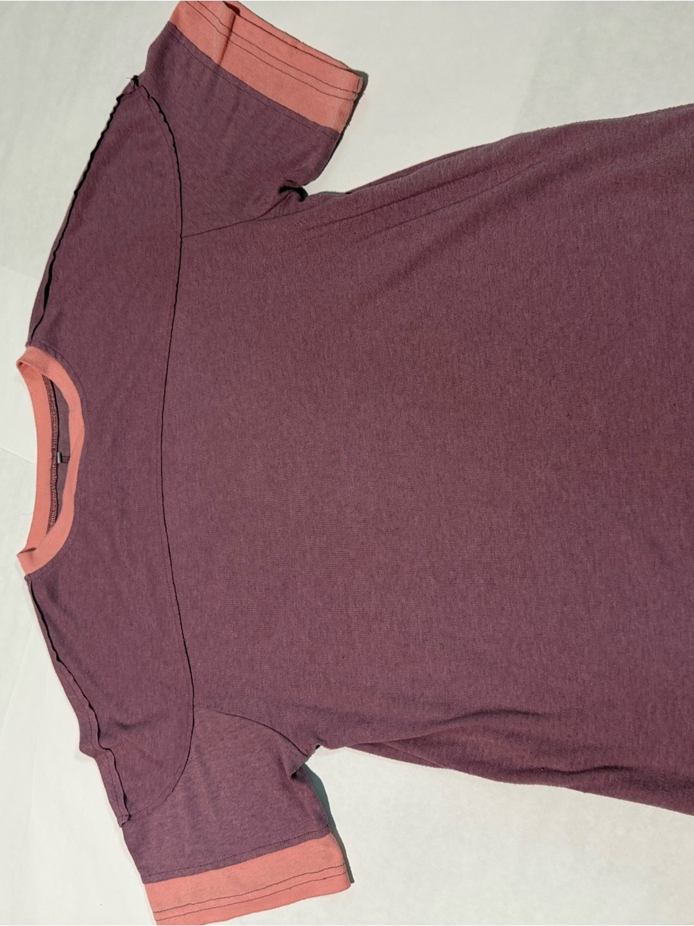 Women’s Short Sleeve Crewneck Top in Mauve with Pink Trim